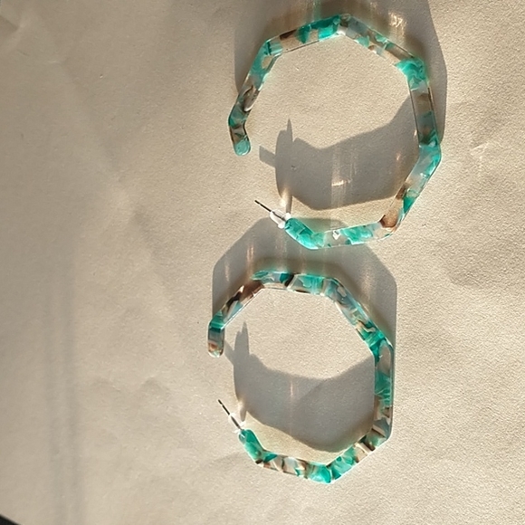 Aqua Acrylic Hoop Earrings! - Picture 6 of 6